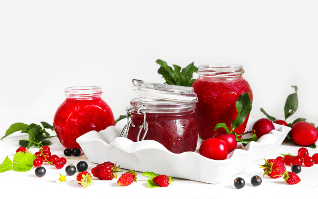 Обои картинки фото еда, мёд,  варенье,  повидло,  джем, ягодные, джемы, ягоды, малина, смородина, земляника