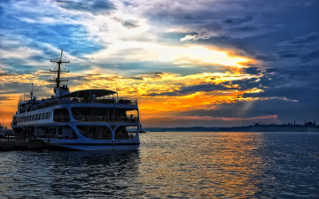 Картинка корабли теплоходы