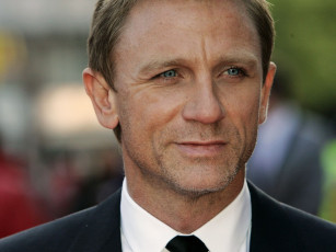 Картинка мужчины daniel craig