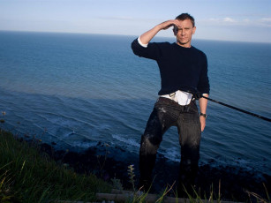 Картинка мужчины daniel craig