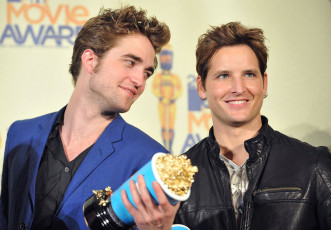 Картинка мужчины robert pattinson