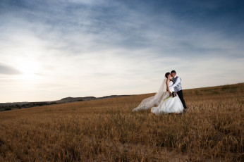 Картинка разное мужчина+женщина свадьба