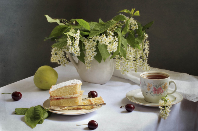 Обои картинки фото еда, натюрморт, торт, вишня, чай, черемуха, яблоко