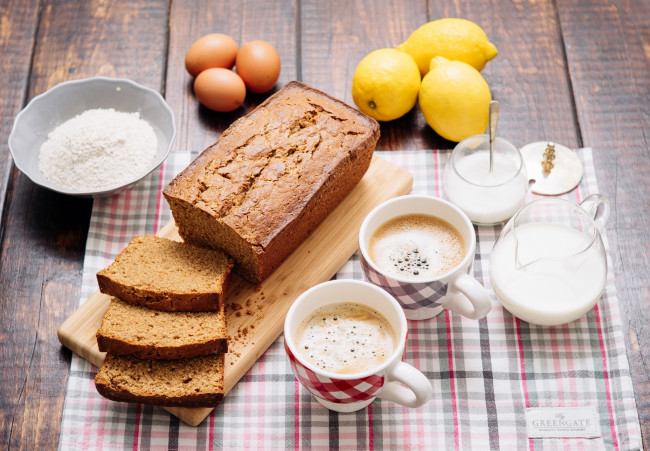 Обои картинки фото еда, разное, кекс, выпечка, кофе, лимон, яйца, молоко, мука