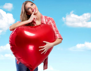 Картинка девушки -unsort+ блондинки джинсы сердечко рубашка улыбка