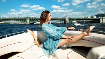 Картинка девушки -+брюнетки +шатенки красивая девушка