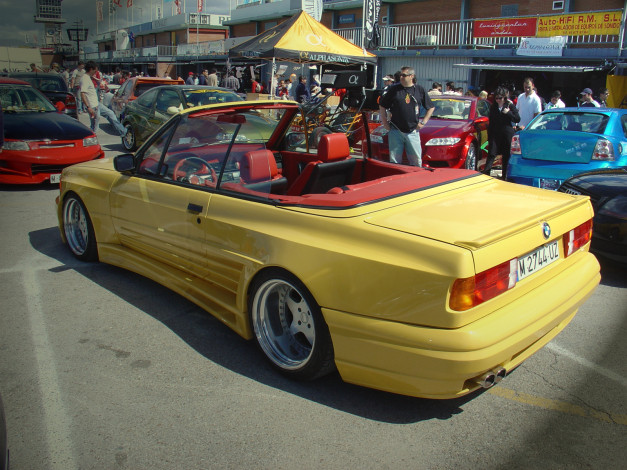 Обои картинки фото автомобили, выставки, уличные, фото