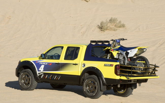 Обои картинки фото автомобили, suzuki, пустыня