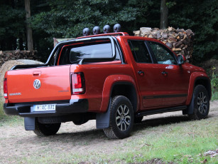 Картинка автомобили volkswagen красный canyon amarok
