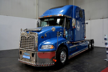 Картинка автомобили mack тягач седельный грузовик тяжелый