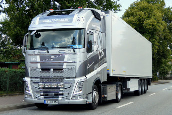 Картинка автомобили volvo+trucks седельный грузовик тяжелый тягач