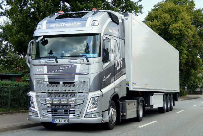 Обои картинки фото автомобили, volvo trucks, седельный, грузовик, тяжелый, тягач