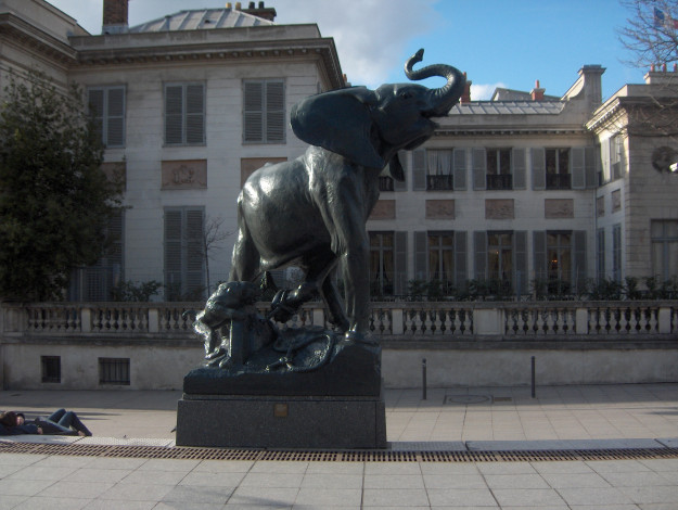 Обои картинки фото города, - памятники,  скульптуры,  арт-объекты, слон