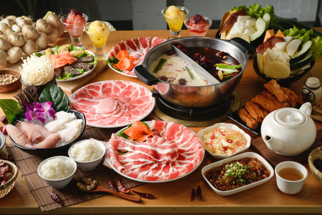 Обои картинки фото еда, разное, мясо, десерт, овощи, рис, чай, ассорти