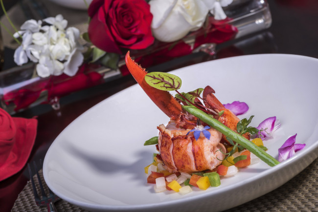 Обои картинки фото еда, рыбные блюда,  с морепродуктами, краб, гарнир, вкусно