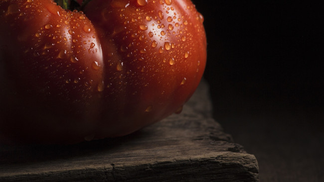 Обои картинки фото еда, помидоры, макро, помидор, капли