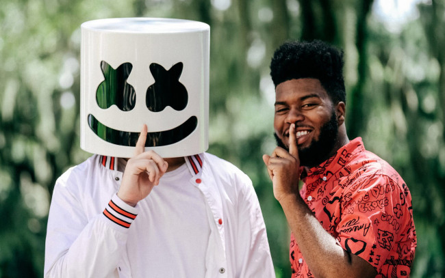 Обои картинки фото музыка, -временный, мужчина, двое, маска, диджей