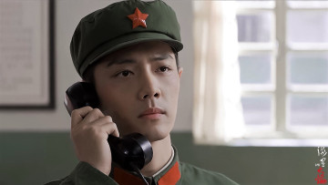 обоя кино фильмы, ace troops, гу, ие, телефон, форма, фуражка