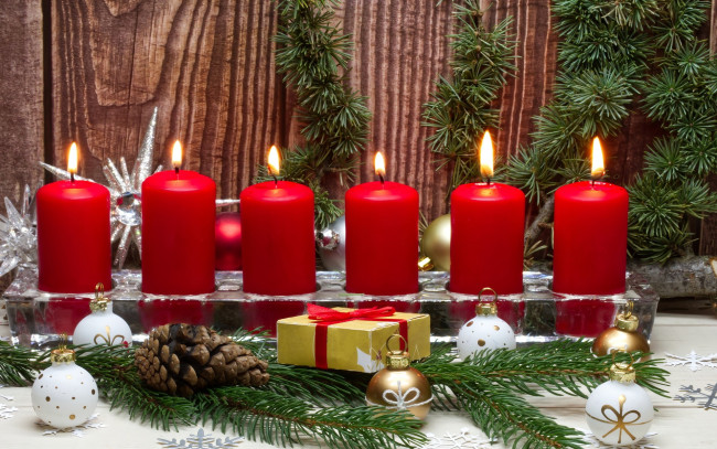 Обои картинки фото 3д графика, праздники , holidays, шарики, шишка, свечи, огоньки, подарок