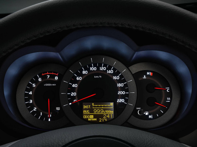 Обои картинки фото автомобили, спидометры, торпедо