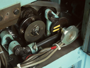 Картинка разное строительные инструменты запчасти механизмы