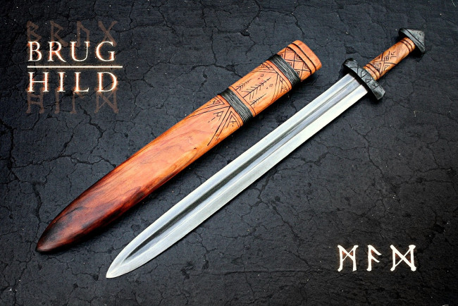 Обои картинки фото оружие, холодное, меч, ножны