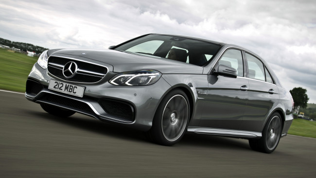 Обои картинки фото mercedes, автомобили, benz, германия, двигатели, mercedes-benz, daimler, ag, легковые, грузовики, автобусы