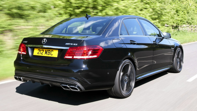 Обои картинки фото mercedes, автомобили, benz, германия, mercedes-benz, двигатели, автобусы, грузовики, легковые, daimler, ag