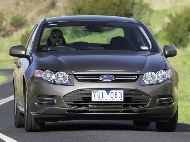 Обои картинки фото автомобили, ford, fg, xt, falcon, темный