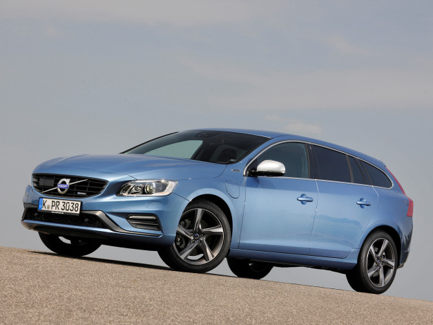 Обои картинки фото автомобили, volvo, v60, d6, plug-in, hybrid, r-design, 2014г, синий