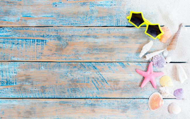 Обои картинки фото разное, ракушки,  кораллы,  декоративные и spa-камни, фон, marine, звезда, песок, sand, доски, beach, seashells, wood, summer, starfish, пляж