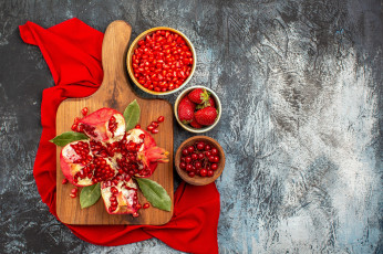Картинка еда фрукты +ягоды зерна гранат клубника
