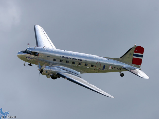 Обои картинки фото авиация, пассажирские, самолёты