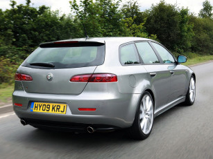 Картинка автомобили alfa romeo