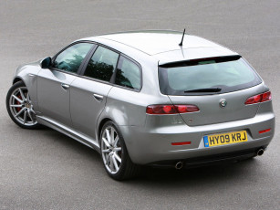 Картинка автомобили alfa romeo