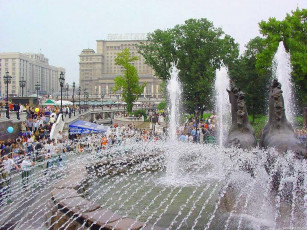 Картинка города фонтаны