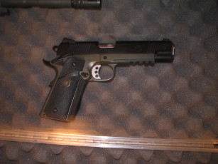 Картинка оружие пистолеты