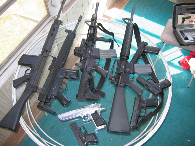 Обои картинки фото оружие, автоматы