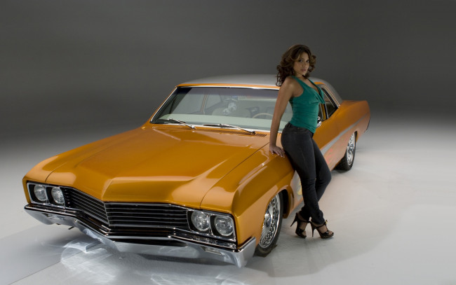 Обои картинки фото автомобили, авто, девушками, vida, guerra