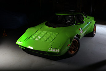 Картинка автомобили lancia