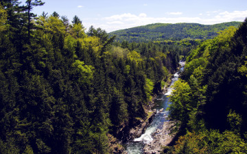 Картинка природа реки озера деревья узкая горная горы река