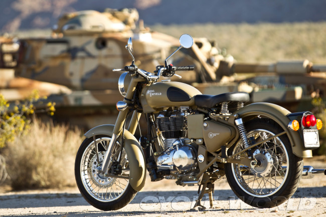 Обои картинки фото royal enfield classic 500, мотоциклы, royal enfield, moto
