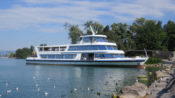 Картинка корабли теплоходы катер река