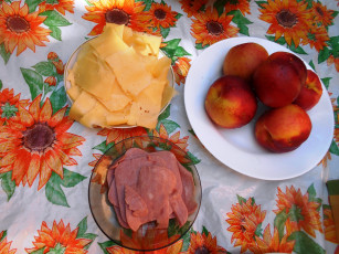 Картинка еда разное колбаса сыр яблоки