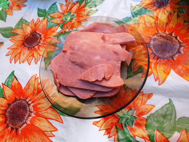 Обои картинки фото еда, колбасные изделия, колбаса