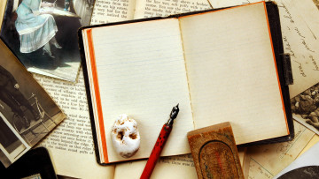 Картинка разное канцелярия +книги блокнот книга ручка камень фотографии