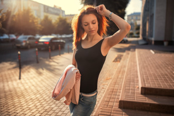 Картинка сексуальная+девушка девушки -+рыжеволосые+и+разноцветные девушка женщина рыжая светлая тёмная сексуальная модель звезда позирует разная обувь верхняя стильная одежда нижнее эротическое бельё трусы лифчик колготки чулки аксессуары макияж и множество элементов на фотографии