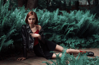 Картинка сексуальная+девушка девушки -+рыжеволосые+и+разноцветные девушка женщина рыжая светлая тёмная сексуальная модель звезда позирует разная обувь верхняя стильная одежда нижнее эротическое бельё трусы лифчик колготки чулки аксессуары макияж и множество элементов на фотографии