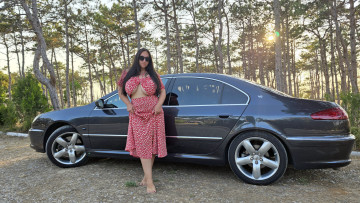 Картинка автомобили -авто+с+девушками peugeot 607 v6