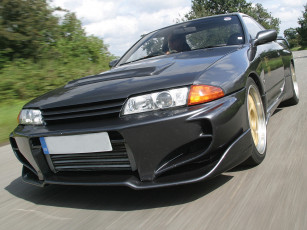 Картинка автомобили nissan datsun